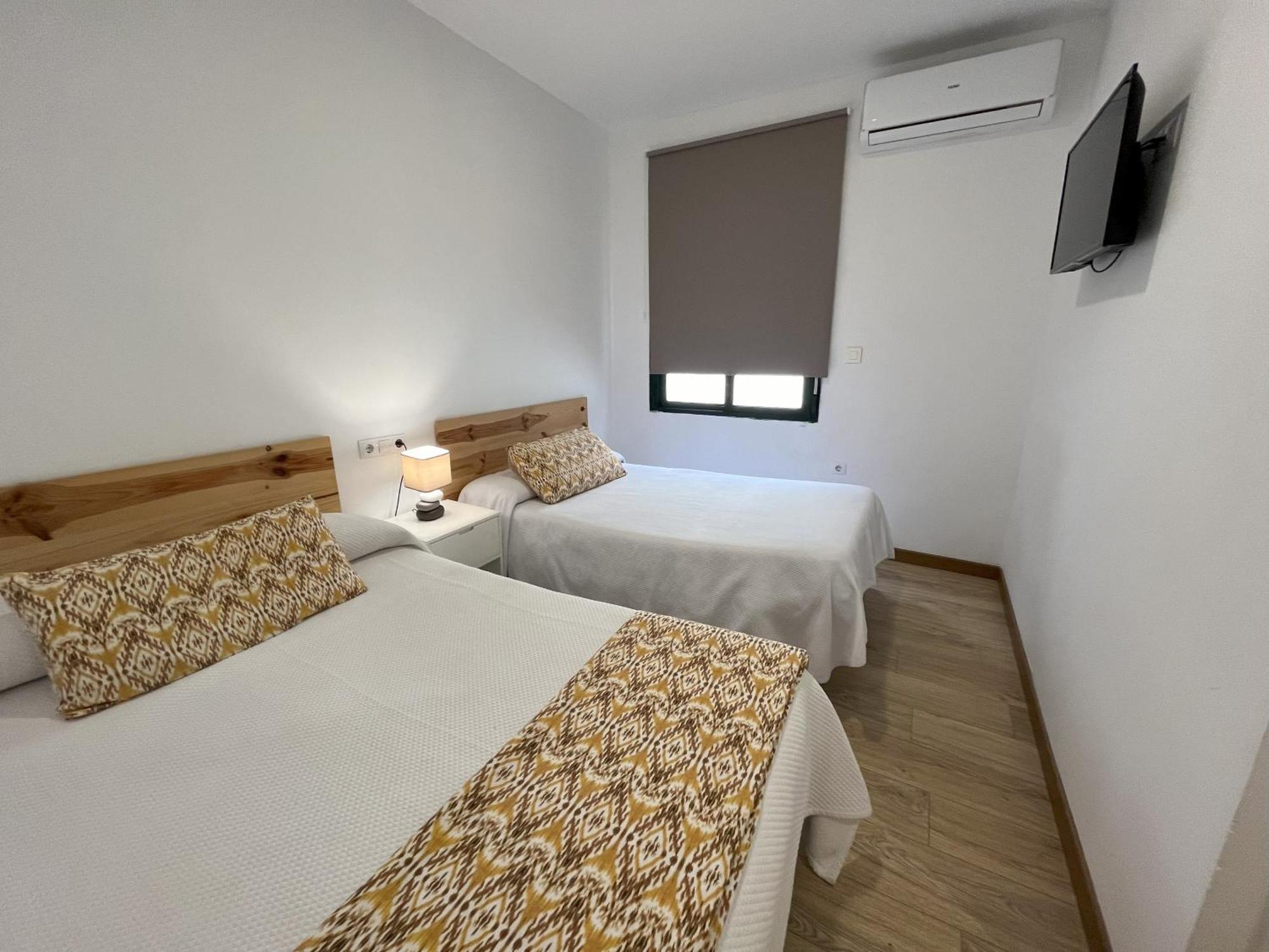 Pension Galicia Бадахос Екстер'єр фото